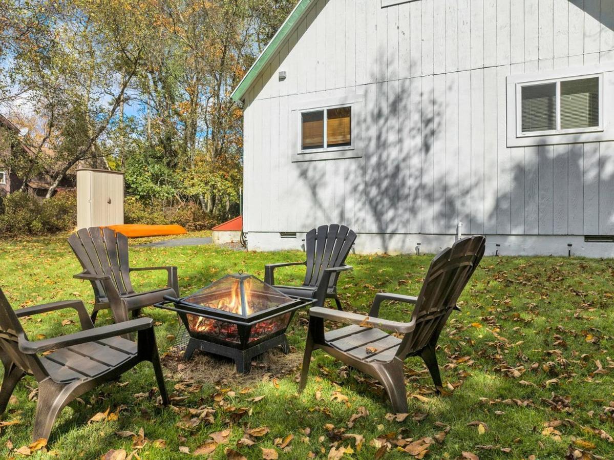 The Sage Chalet In Emerald Lakes, Poconos! Long Pond Exterior foto